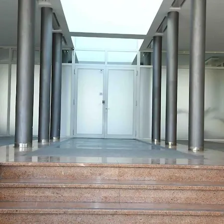 Modern Apartment, 24/7 Security, Free Parking Apartment Belgrade