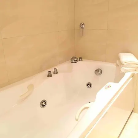Apartment Modern Apartment, 24/7 Security, Free Parking Belgrade