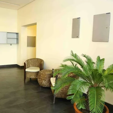 Apartment Modern Apartment, 24/7 Security, Free Parking